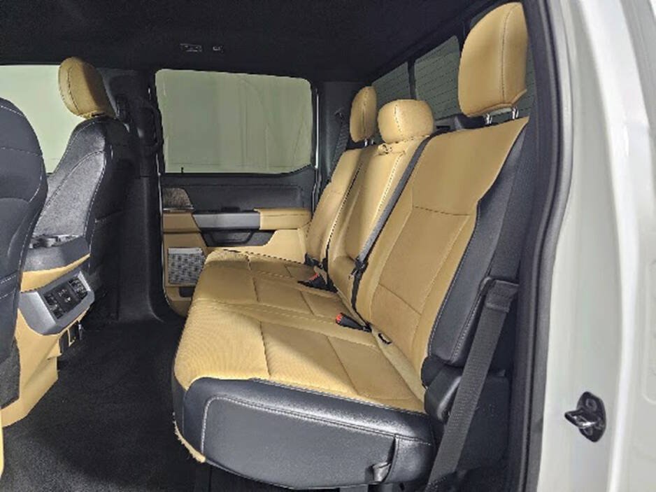 Used 2023 Ford F250 Lariat w/ Chrome Package AWD/4WD image 17