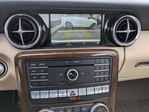 Used 2017 Mercedes-Benz SLC 300 image 12