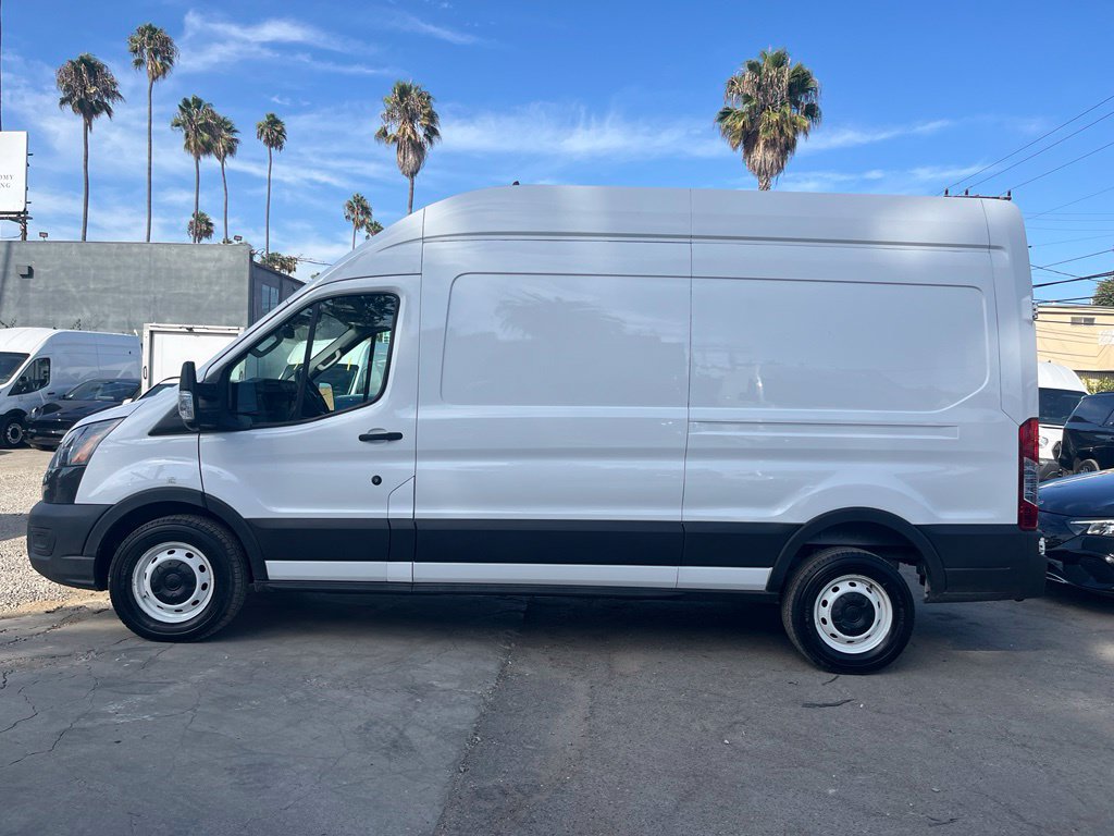 Used 2022 Ford E-Transit 148 High Roof w/ Load Area Protection Package RWD image 8