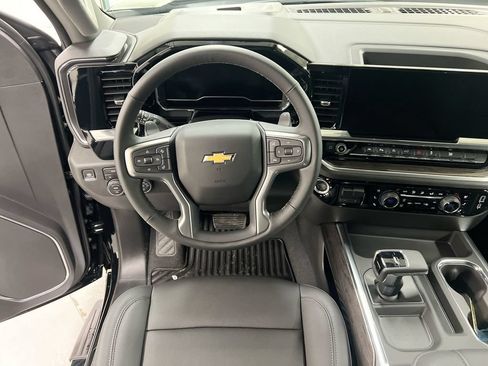 Used 2025 Chevrolet Silverado 1500 LTZ w/ LTZ Convenience Package II AWD/4WD image 20