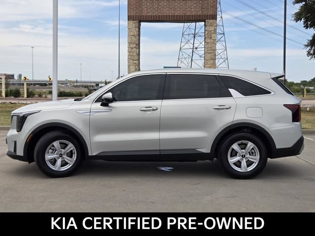Certified 2026 Kia Sorento LX FWD image 3