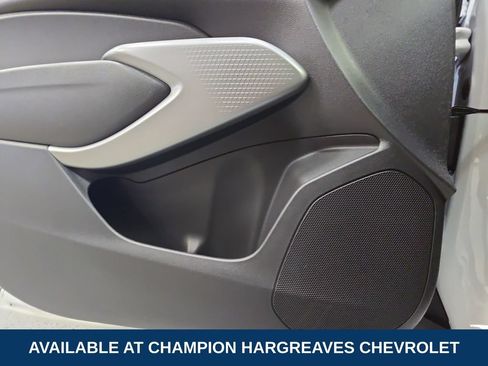 Used 2024 Chevrolet Trax LS w/ LS Convenience Package FWD image 32