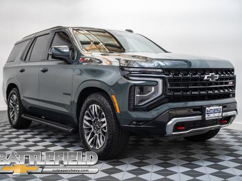 Used 2025 Chevrolet Tahoe Z71 w/ Z71 Off-Road Package AWD/4WD image 1