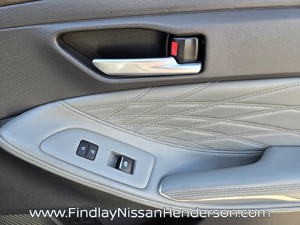 Used 2019 Toyota Avalon Limited w/ Advanced Safety Package FWD image 19