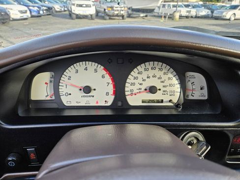 Used 2004 Toyota Tacoma PreRunner image 18