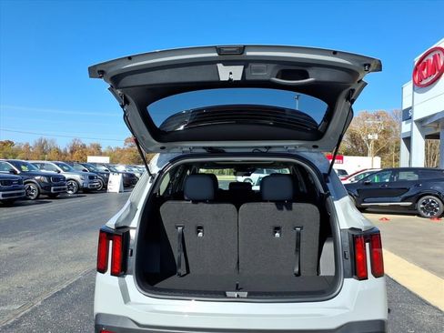 New 2026 Kia Sorento S w/ S Panoramic Sunroof Package AWD/4WD image 6