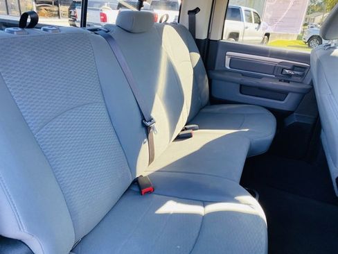 Used 2019 RAM 1500 Classic SLT image 15