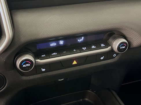 Used 2025 MAZDA CX-50 AWD 2.5 S w/ Premium Package image 24