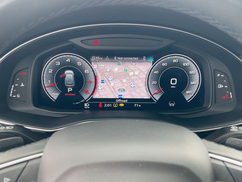 Used 2023 Audi Q8 Premium Plus image 18