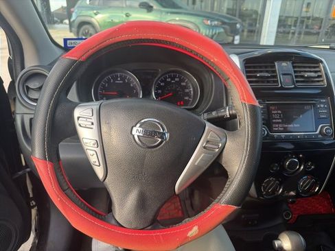 Used 2017 Nissan Versa SV w/ SV Special Edition Package image 10