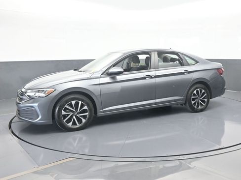 Used 2023 Volkswagen Jetta S image 2