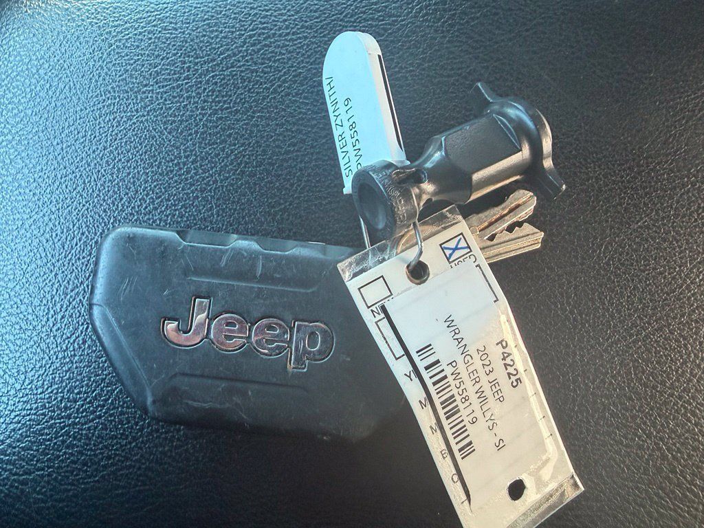 Certified 2023 Jeep Wrangler Sport AWD/4WD image 35