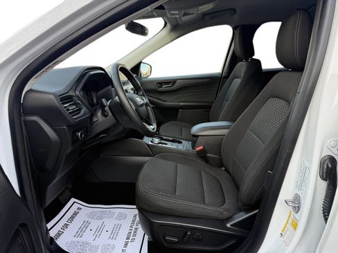 Used 2023 Ford Escape Active image 9