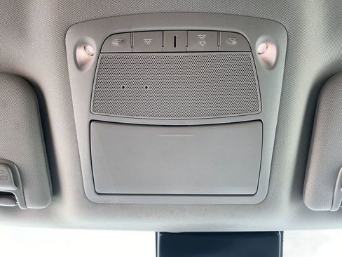 Used 2020 Nissan Murano SV image 23