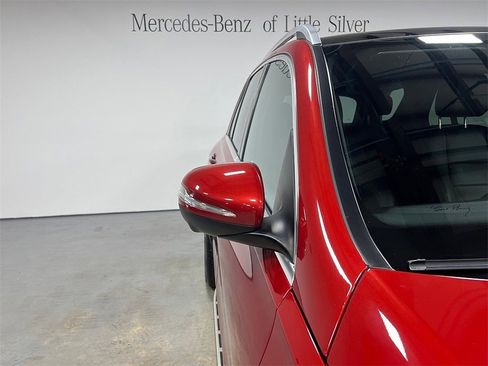 Used 2022 Mercedes-Benz GLE 350 4MATIC image 12