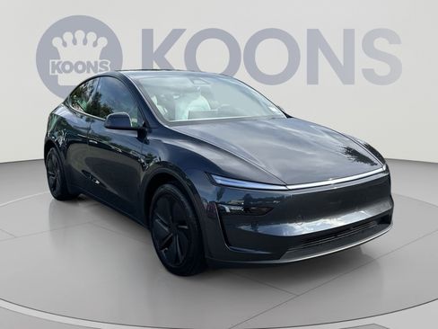 Used 2026 Tesla Model Y Long Range AWD/4WD image 2