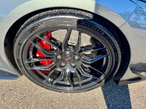 Used 2024 Chevrolet Corvette Z06 w/ Z07 Performance Package image 49