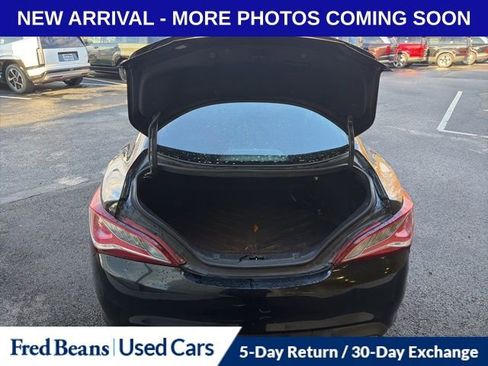 Used 2015 Hyundai Genesis 3.8 image 7