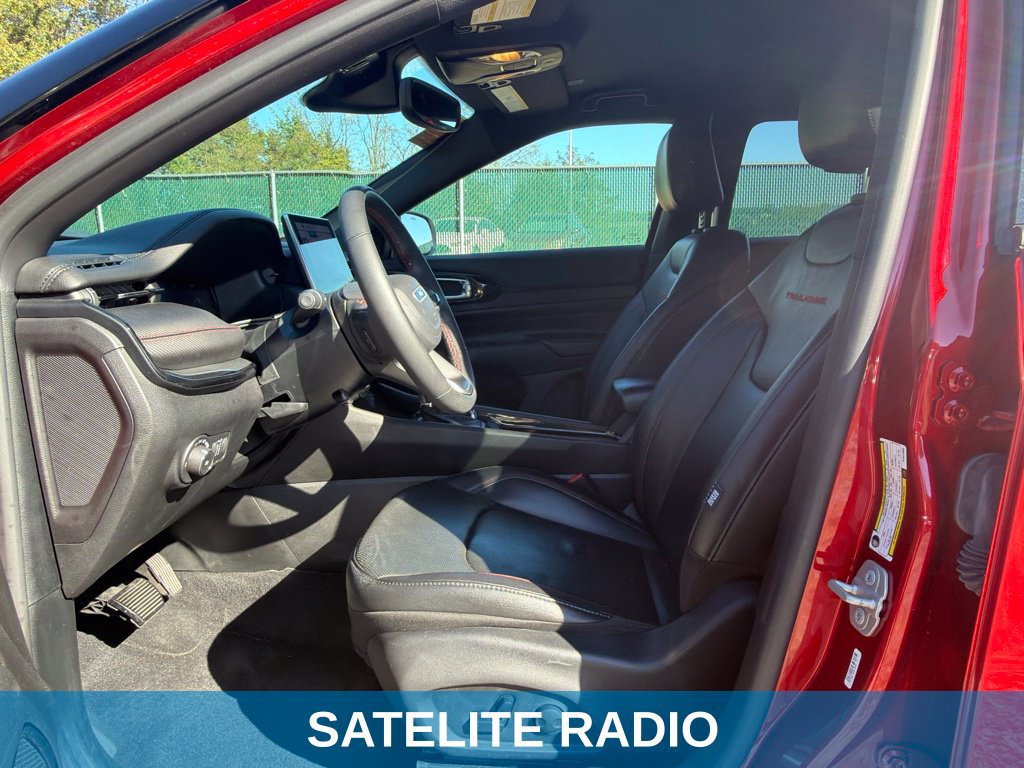 Used 2025 Jeep Compass Trailhawk w/ Trailhawk Elite Group AWD/4WD image 9