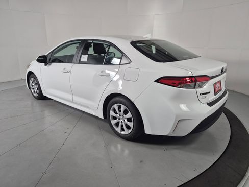 New 2026 Toyota Corolla LE image 3