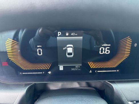 Used 2025 Kia K4 LXS image 40