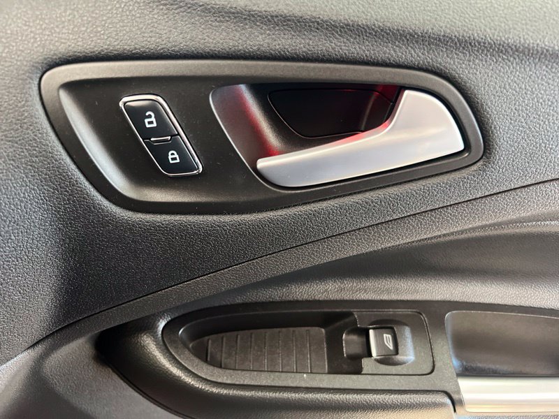 Used 2016 Ford Escape Titanium AWD/4WD image 15