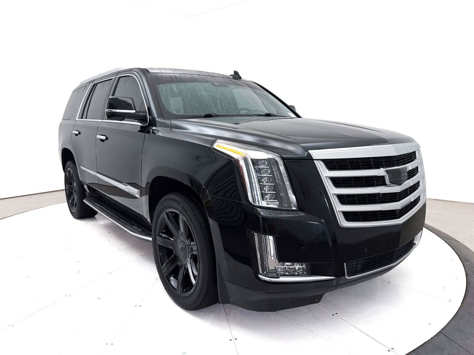 Used 2016 Cadillac Escalade Luxury RWD image 1