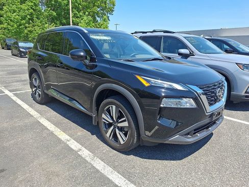 Used 2023 Nissan Rogue SL AWD/4WD image 3