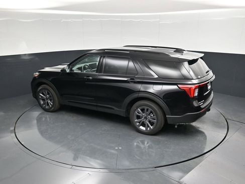 New 2026 Ford Explorer Active w/ Active Comfort Package image 52