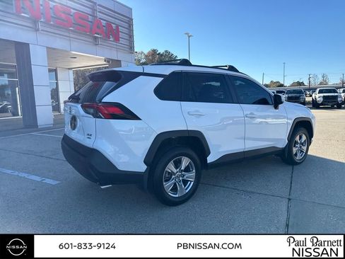 Used 2023 Toyota RAV4 XLE image 7