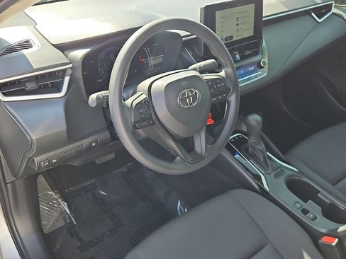Used 2026 Toyota Corolla LE FWD image 13