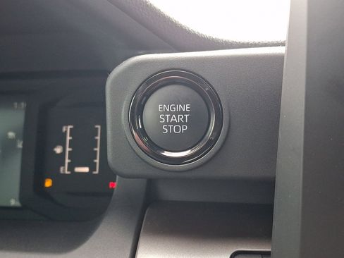 Used 2024 Toyota Tacoma SR5 image 22