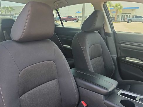 Used 2023 Nissan Altima 2.5 S FWD image 25