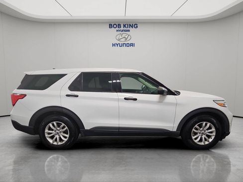 Used 2021 Ford Explorer 2WD image 6