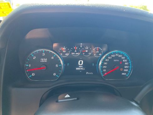 Used 2017 GMC Yukon XL Denali w/ Open Road Package RWD image 20