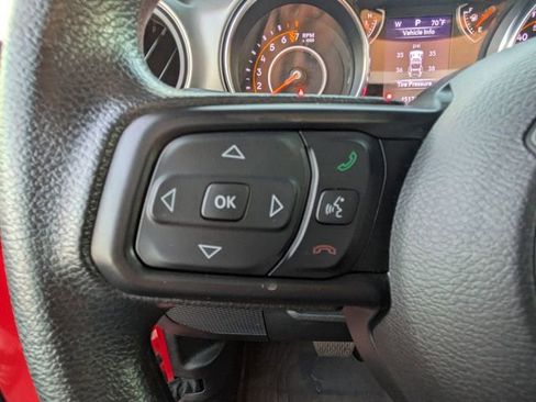 Used 2022 Jeep Wrangler Willys image 23
