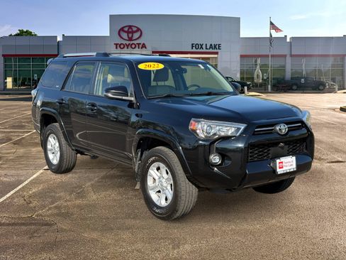 Used 2022 Toyota 4Runner SR5 Premium AWD/4WD image 3