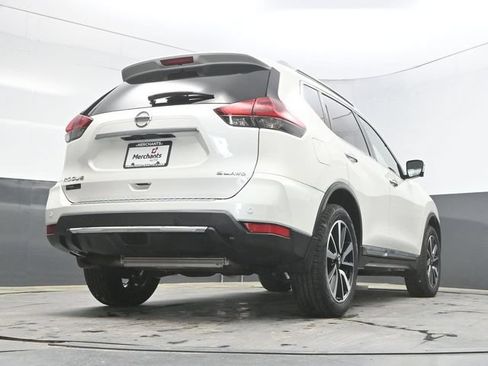Used 2020 Nissan Rogue SL w/ Premium Package AWD/4WD image 37