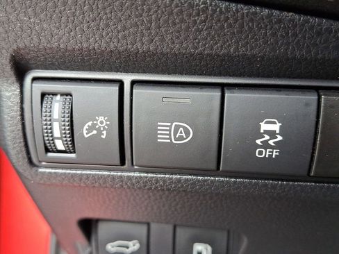 Used 2025 Toyota Corolla Cross AWD Hybrid w/ Convenience Package image 26