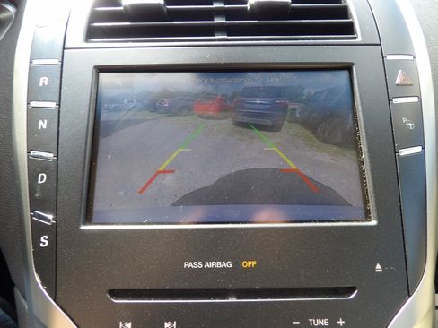 Used 2014 Lincoln MKZ AWD image 20