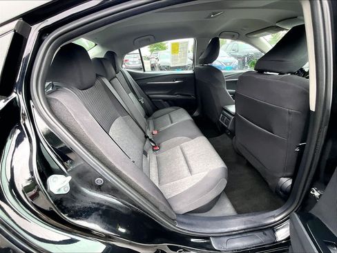 Used 2025 Toyota Camry LE FWD image 16