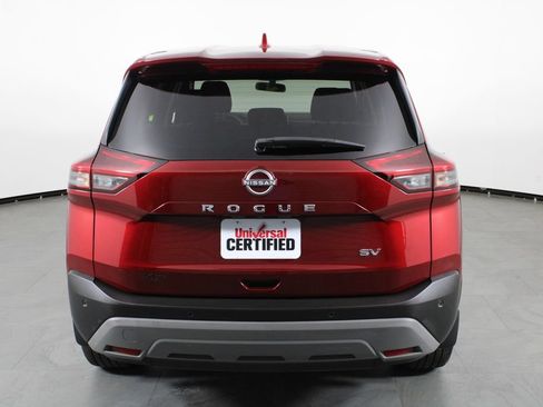 Certified 2023 Nissan Rogue SV FWD image 11