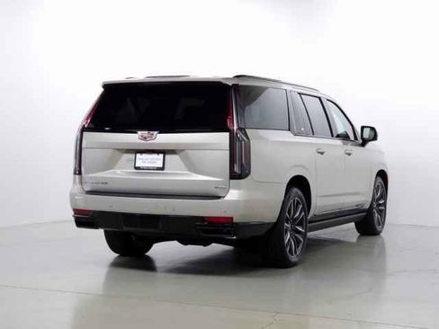 Used 2021 Cadillac Escalade ESV Sport w/ Driver Assist Tech Package image 13