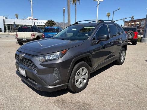 Used 2020 Toyota RAV4 LE w/ Carpet Mat Package FWD image 3