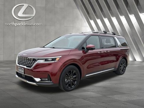 Used 2024 Kia Carnival SX image 3