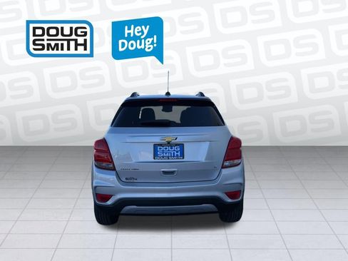 Used 2017 Chevrolet Trax LT w/ LT Convenience Package image 24