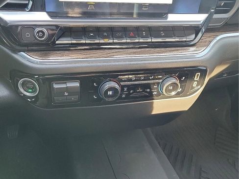 Used 2023 Chevrolet Silverado 1500 LT Trail Boss w/ Protection Package image 17