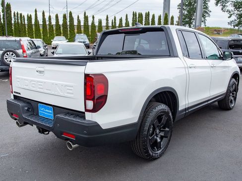 New 2026 Honda Ridgeline Black Edition image 6