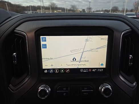 Used 2023 GMC Sierra 2500 Denali w/ Denali Ultimate Package image 24