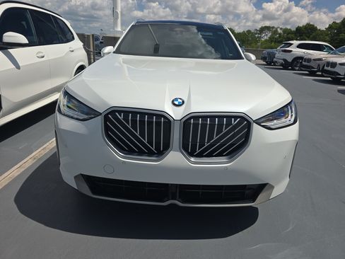 Certified 2026 BMW X3 xDrive30i w/ Convenience Package AWD/4WD image 2